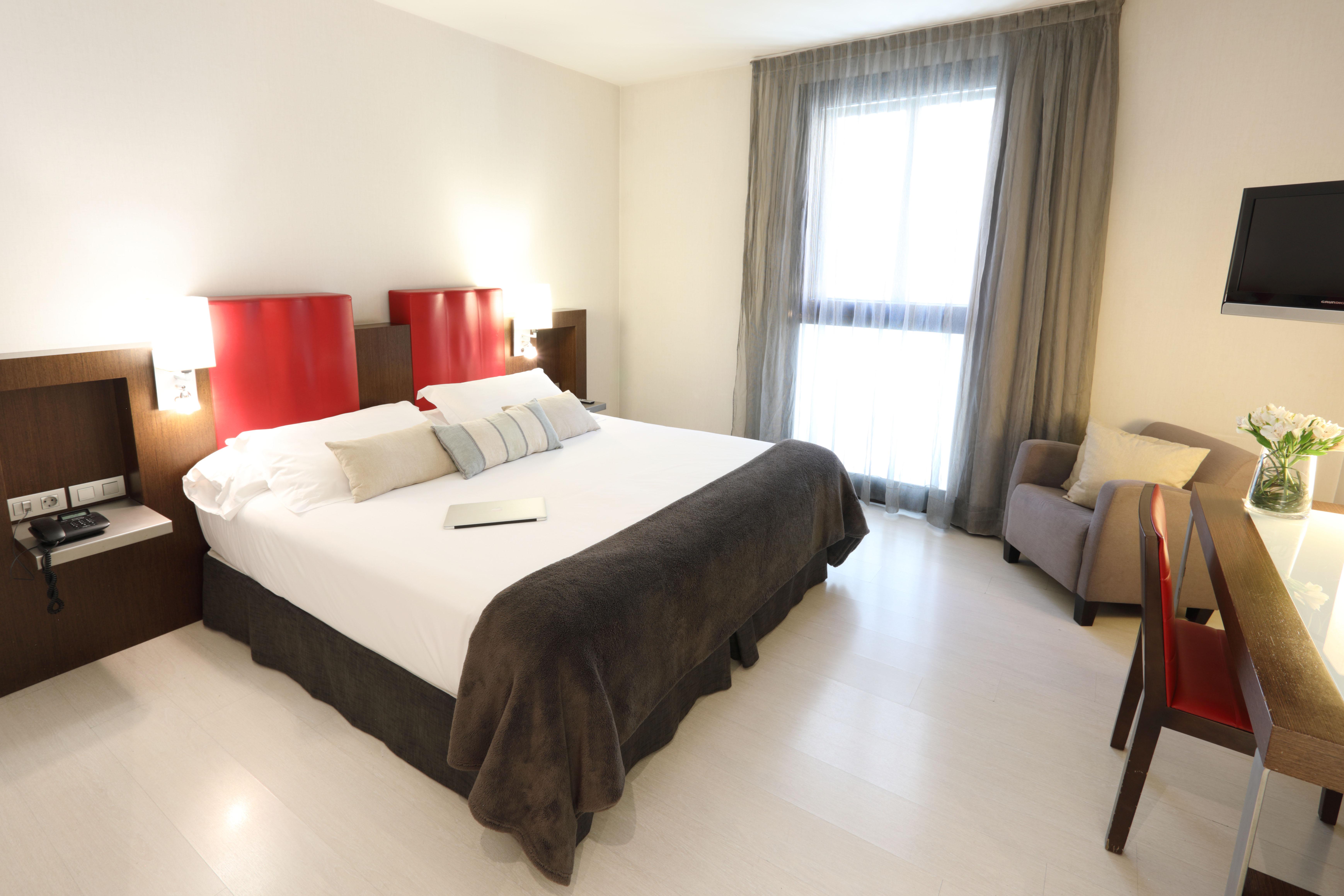 Hotel Ciutat De Girona Zewnętrze zdjęcie