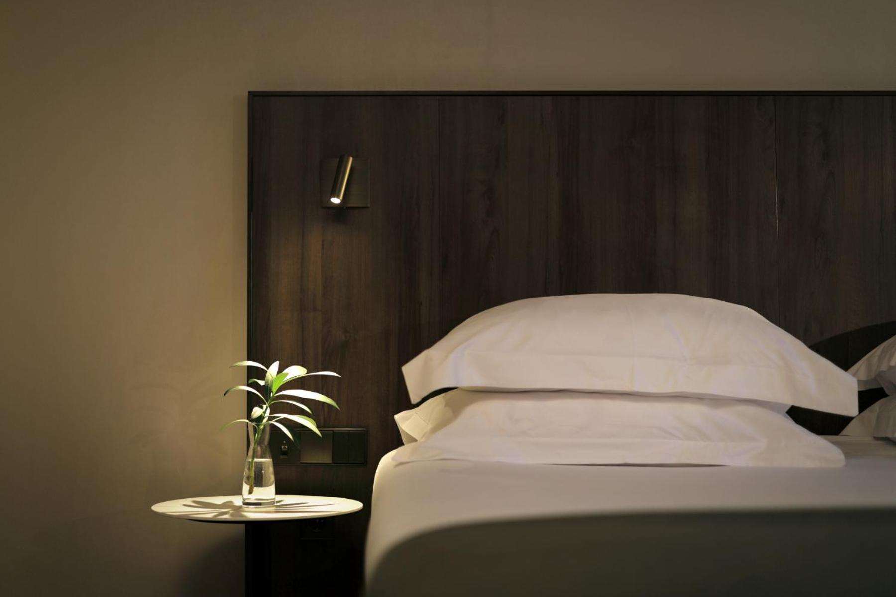 Hotel Ciutat De Girona Zewnętrze zdjęcie